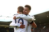LONDON, ENGLAND - JANUARY 14: Harry Kane of Tottenham Hotspur (L) celebrates scoring his sides fourth goal with Dele Alli of Tottenham Hotspur (R) during the Premier League match between Tottenham Hotspur and West Bromwich Albion at White Hart Lane on January 14, 2017 in London, England.  (Photo by Clive Rose/Getty Images)